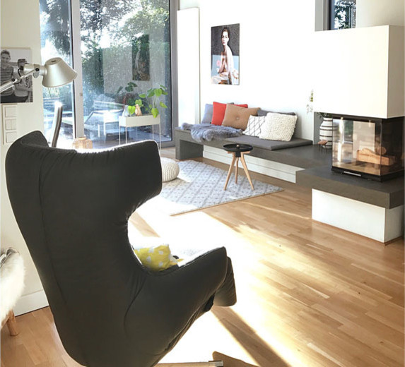 Wohnbereich mit Blick auf die Terrasse, Haus B