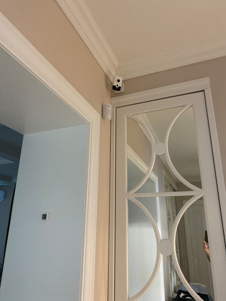 Камера HiWatch IPC-C042-G0/W в доме