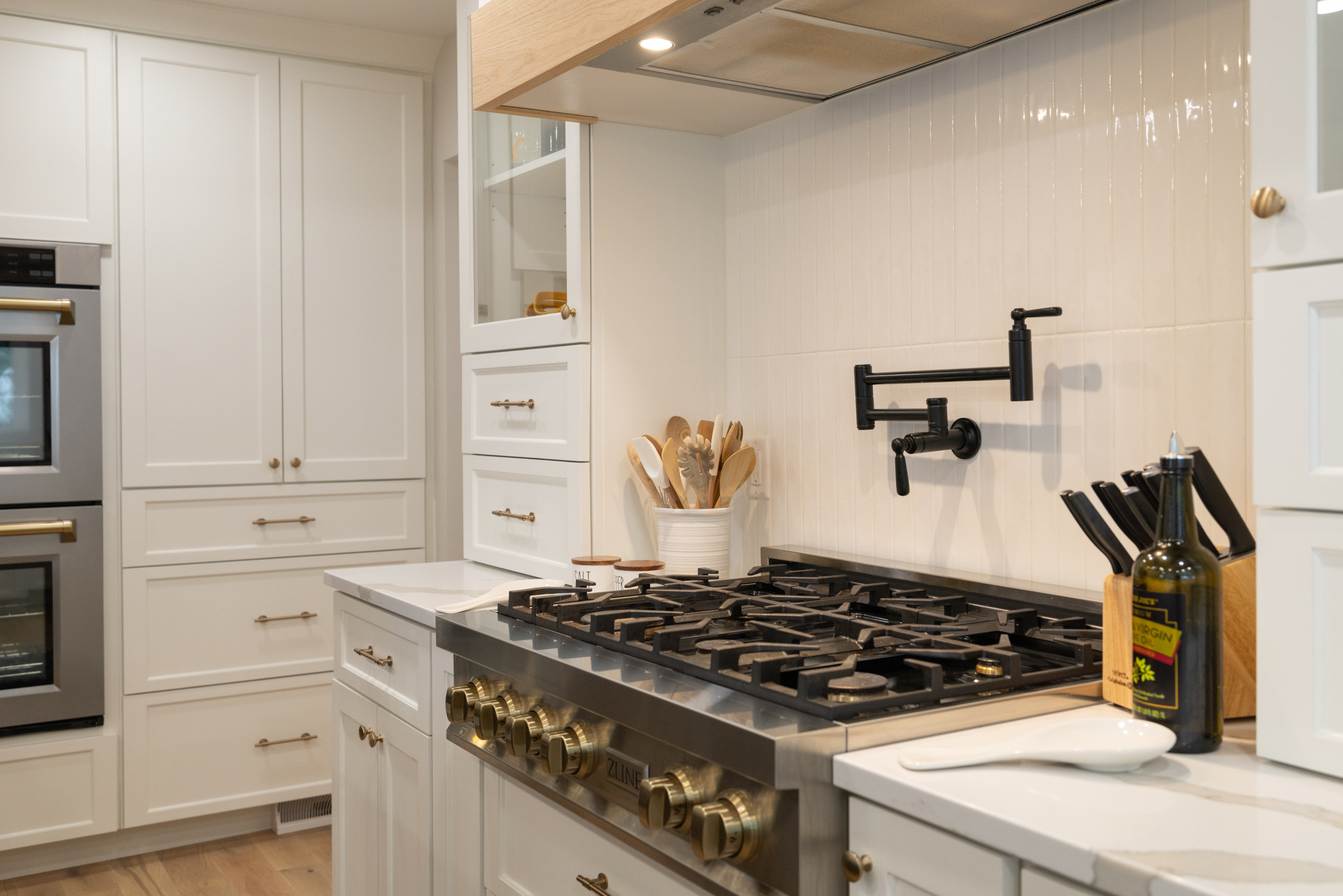 ZLINE Gas Range with Pot Filler
