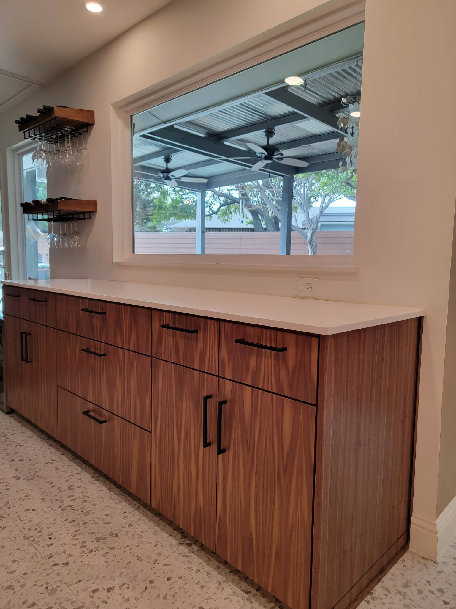CONTEMPORARY KITCHEN RENOVATION