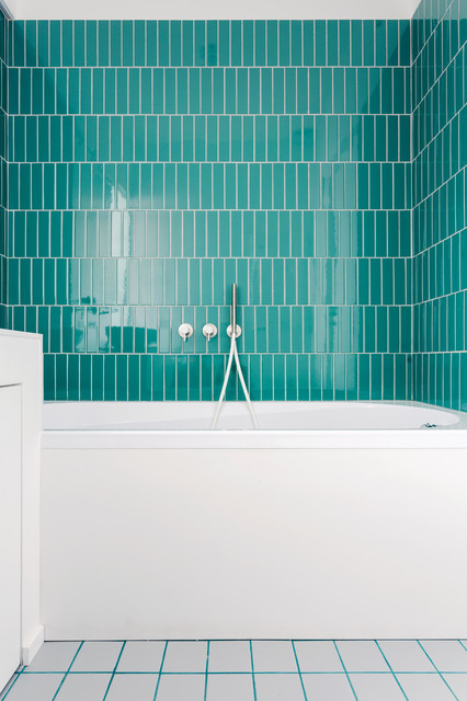 N HOUSE contemporary-bathroom