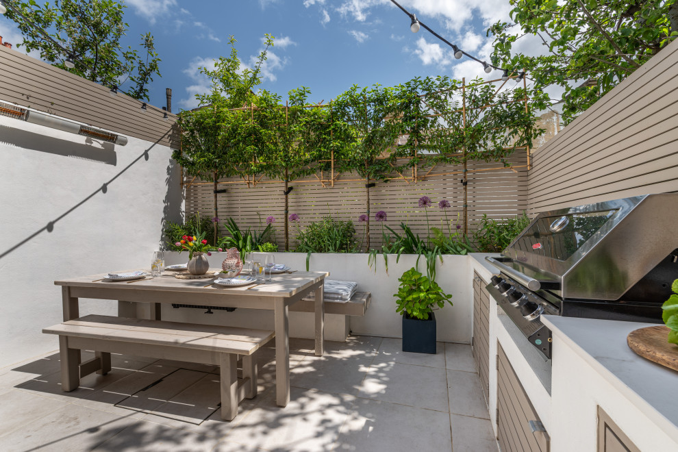 Small rear Garden Poets Corner Acton Contemporary Garden London by MarslandRoberts