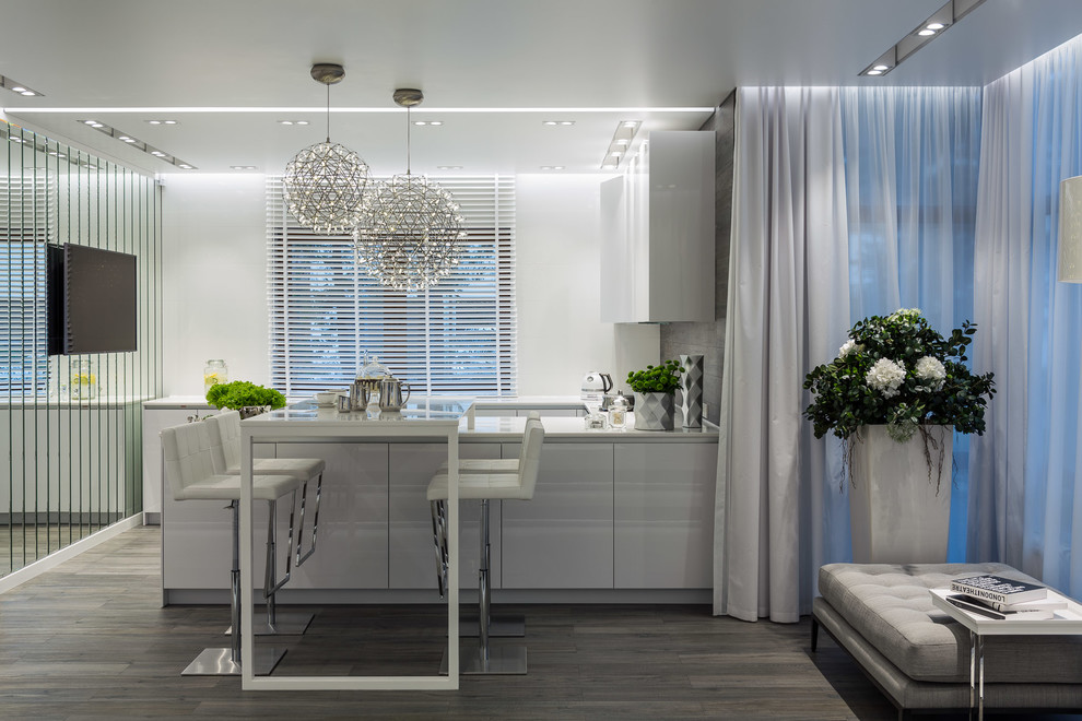 БЕЛЫМ ПО БЕЛОМУ