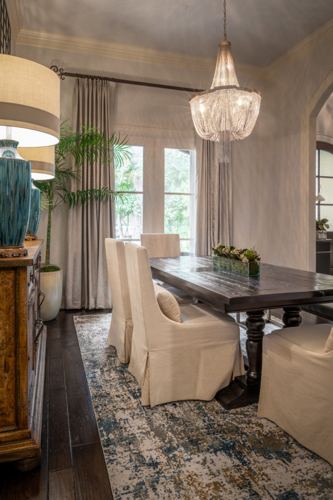 Dining room - transitional dining room idea in Houston