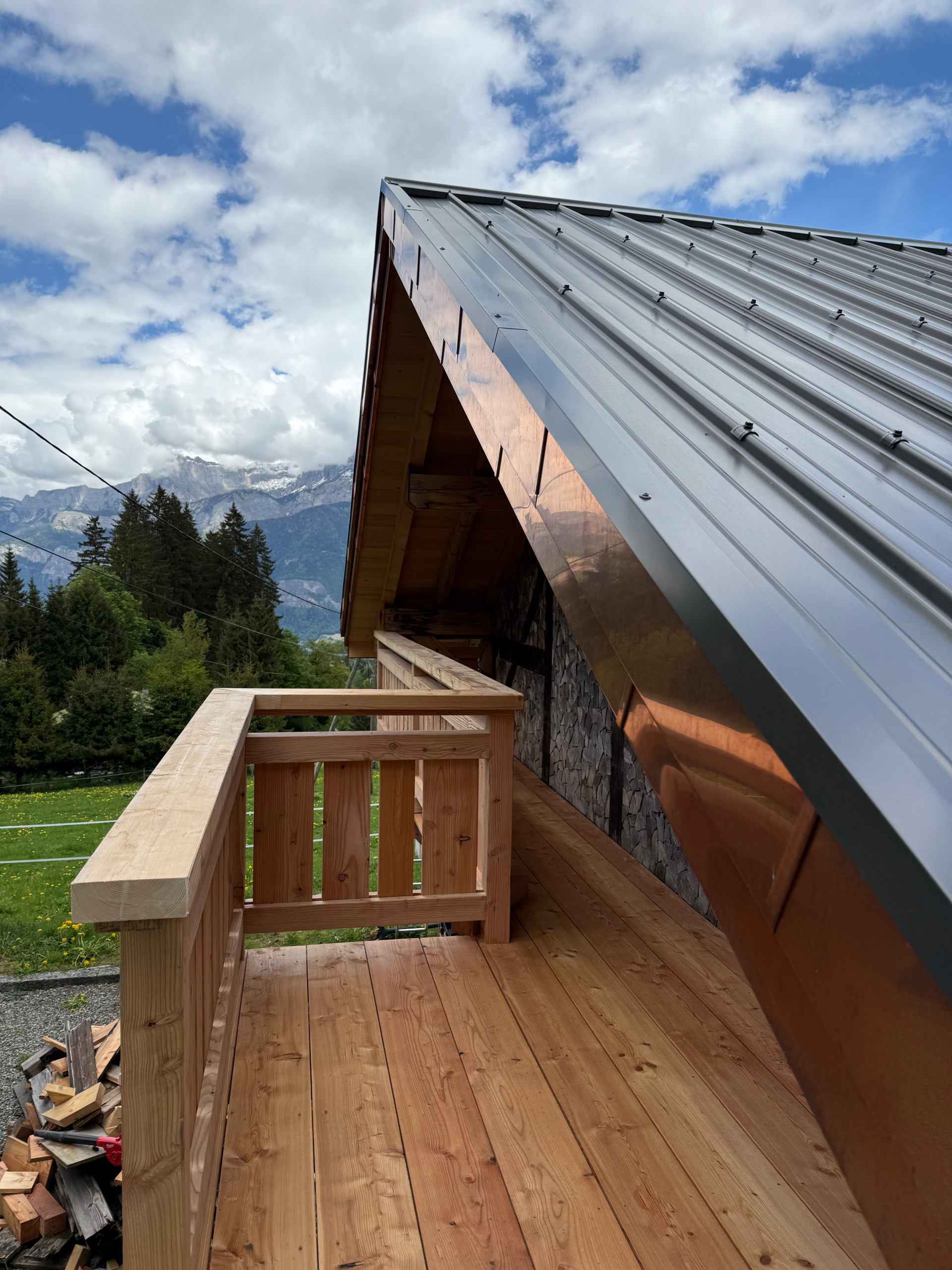 TERRASSE ET BALCON EN MELEZE D'AUTRICHE