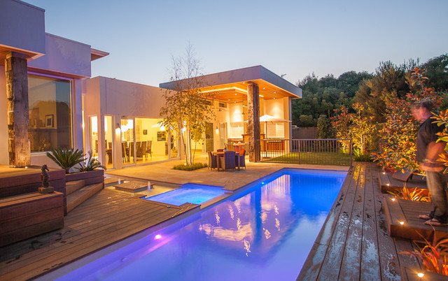 HILLSIDE RESIDENCE trendy-hus-og-facade