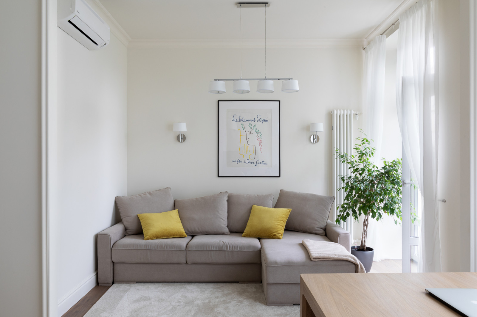 Минималистичная квартира для The Village