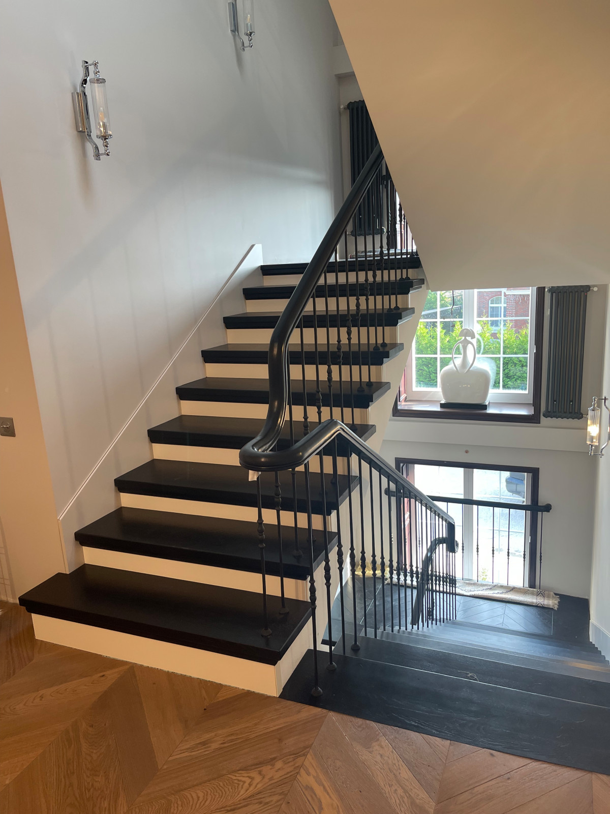 Гнутый поручень - ЧЕРНЫЙ ДЕЛЬФИН