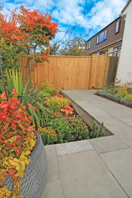 Split Level Terrace contemporary-deck