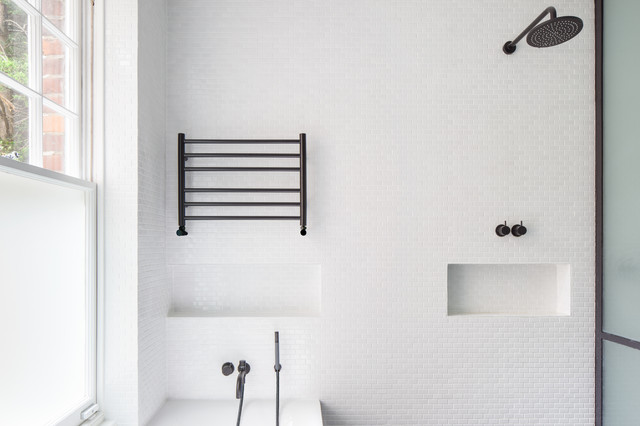 Glasslyn contemporary-bathroom