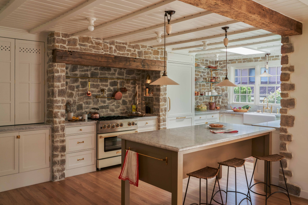 Linda Vista | English Cottage-Inspired Home - Farmhouse - Kitchen - Los ...