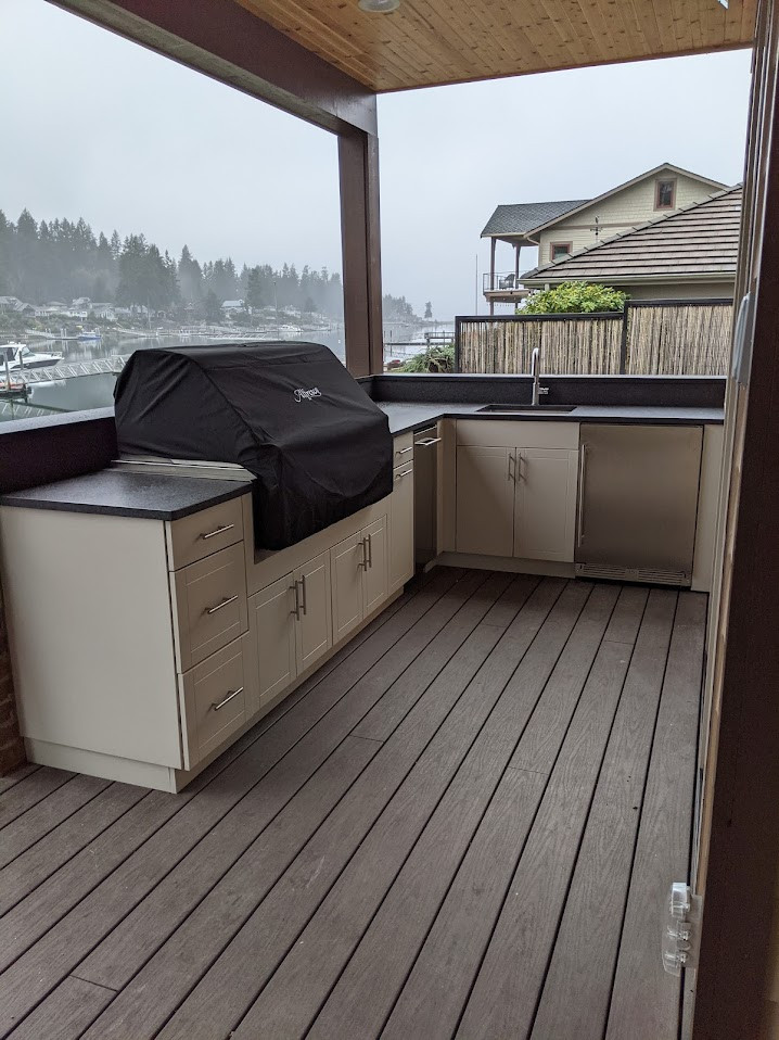 Outdoor Space with kitchen