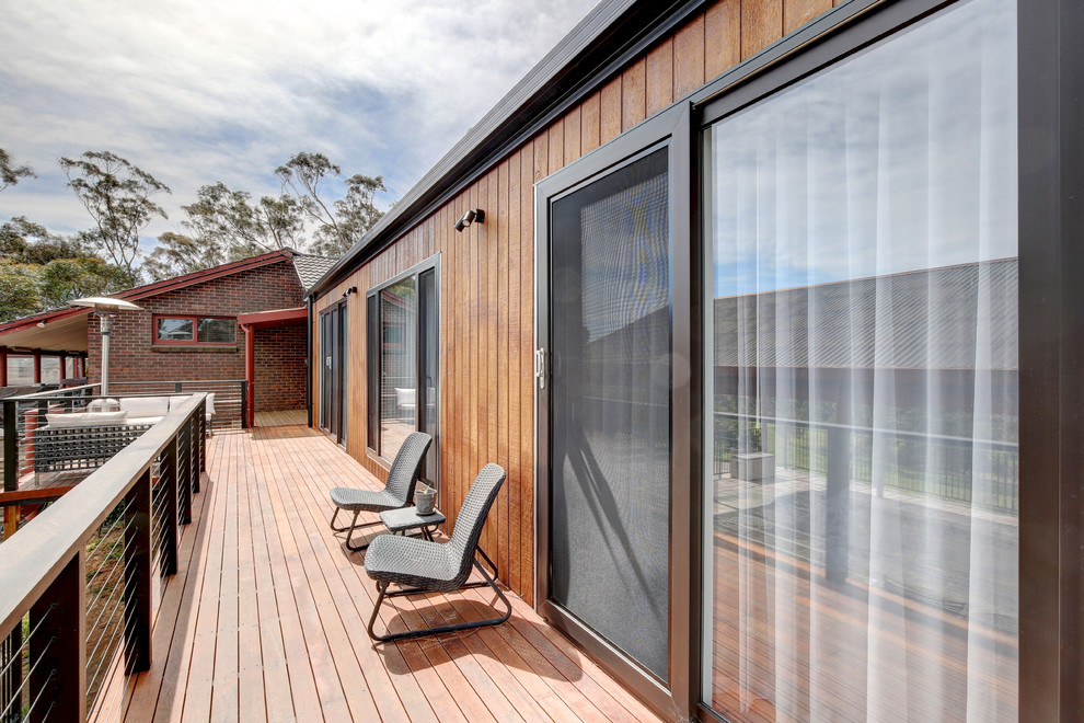 Inspiration for a mid-sized contemporary deck in Adelaide with no cover.