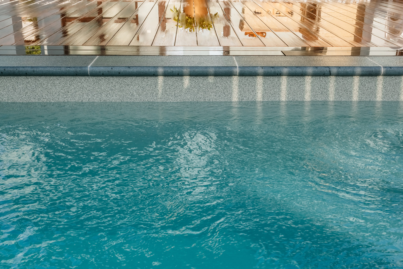 Бассейн на даче