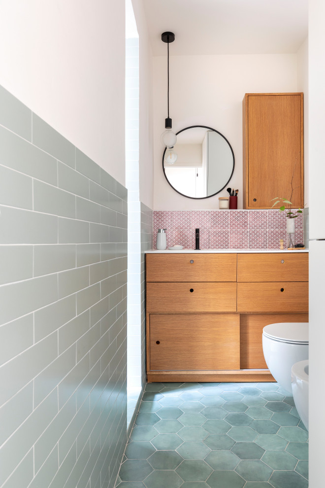 Idee per un bagno di servizio moderno