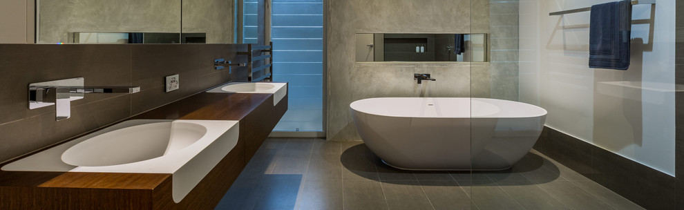 Design ideas for an expansive contemporary bathroom in Perth.