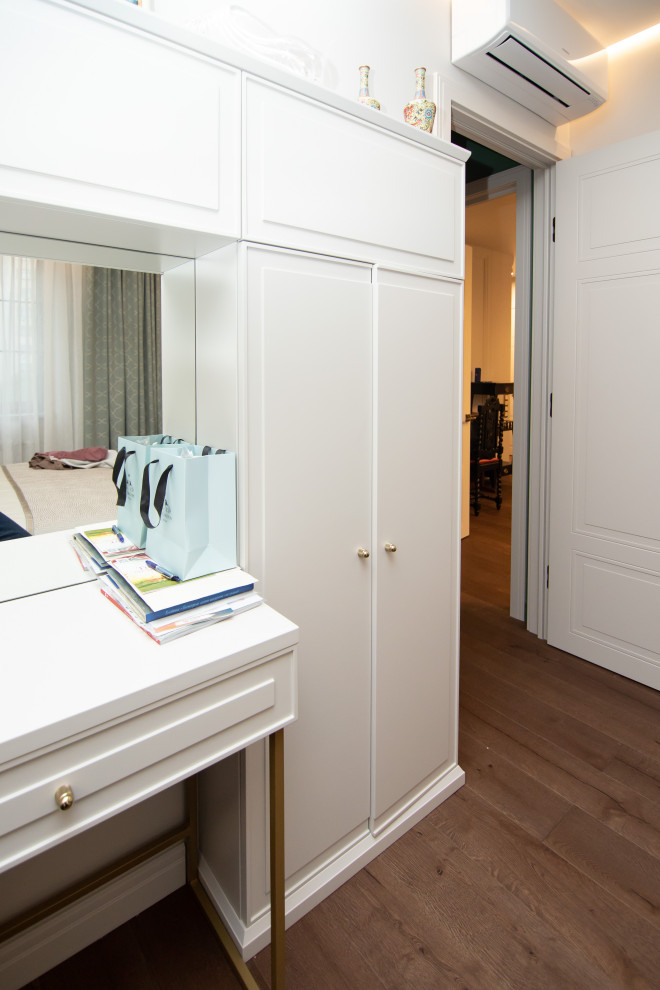 Меблировка спальной комнаты в стиле неоклассика