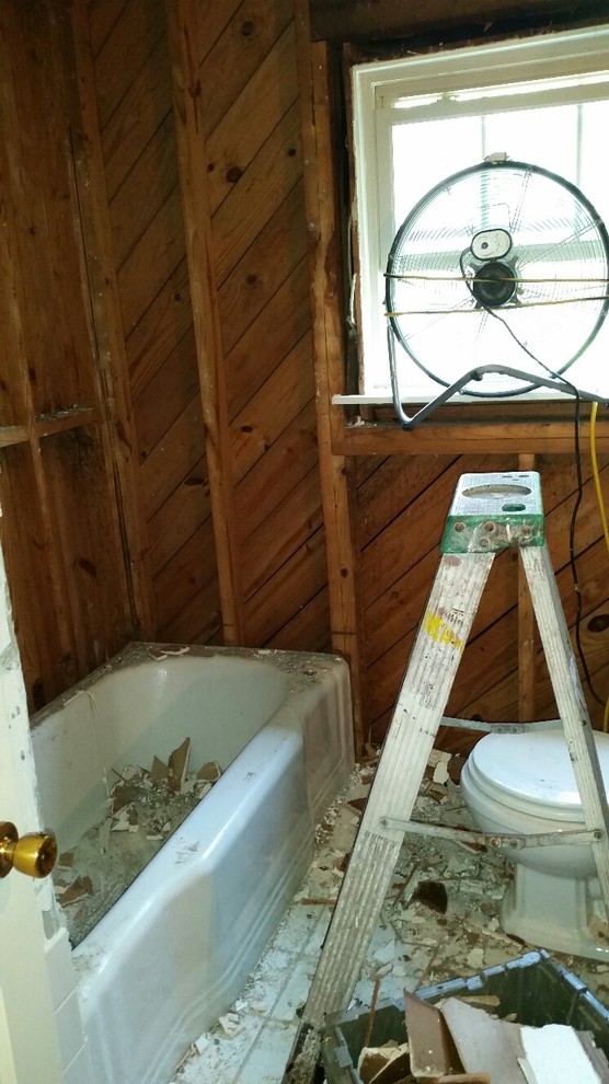 Small Bathroom Demo