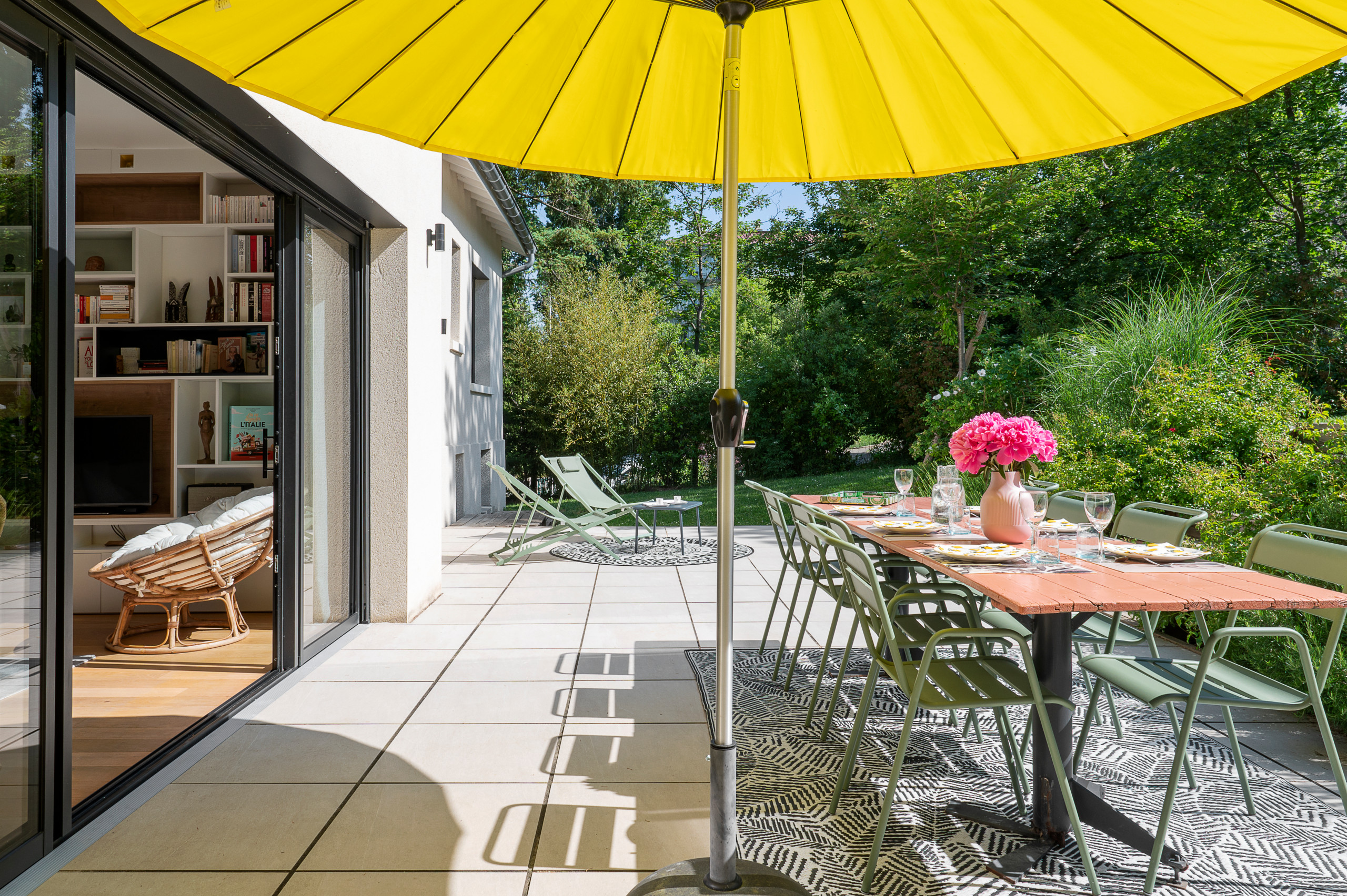 UNE MAISON DANS LA NATURE