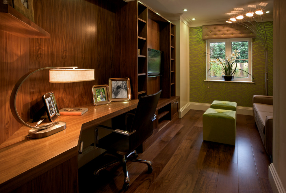 Inspiration for a contemporary home office in Hertfordshire.