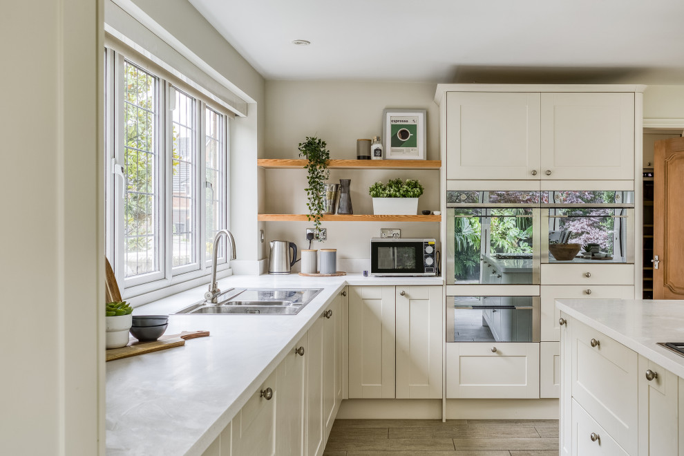 Staged to Sell - Part Furnished - Project Dovestone Gardens