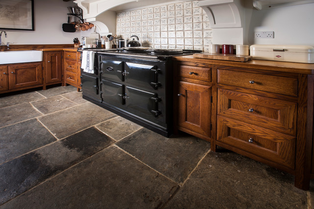 Mount - Solid Oak Kitchen klassisk-koek