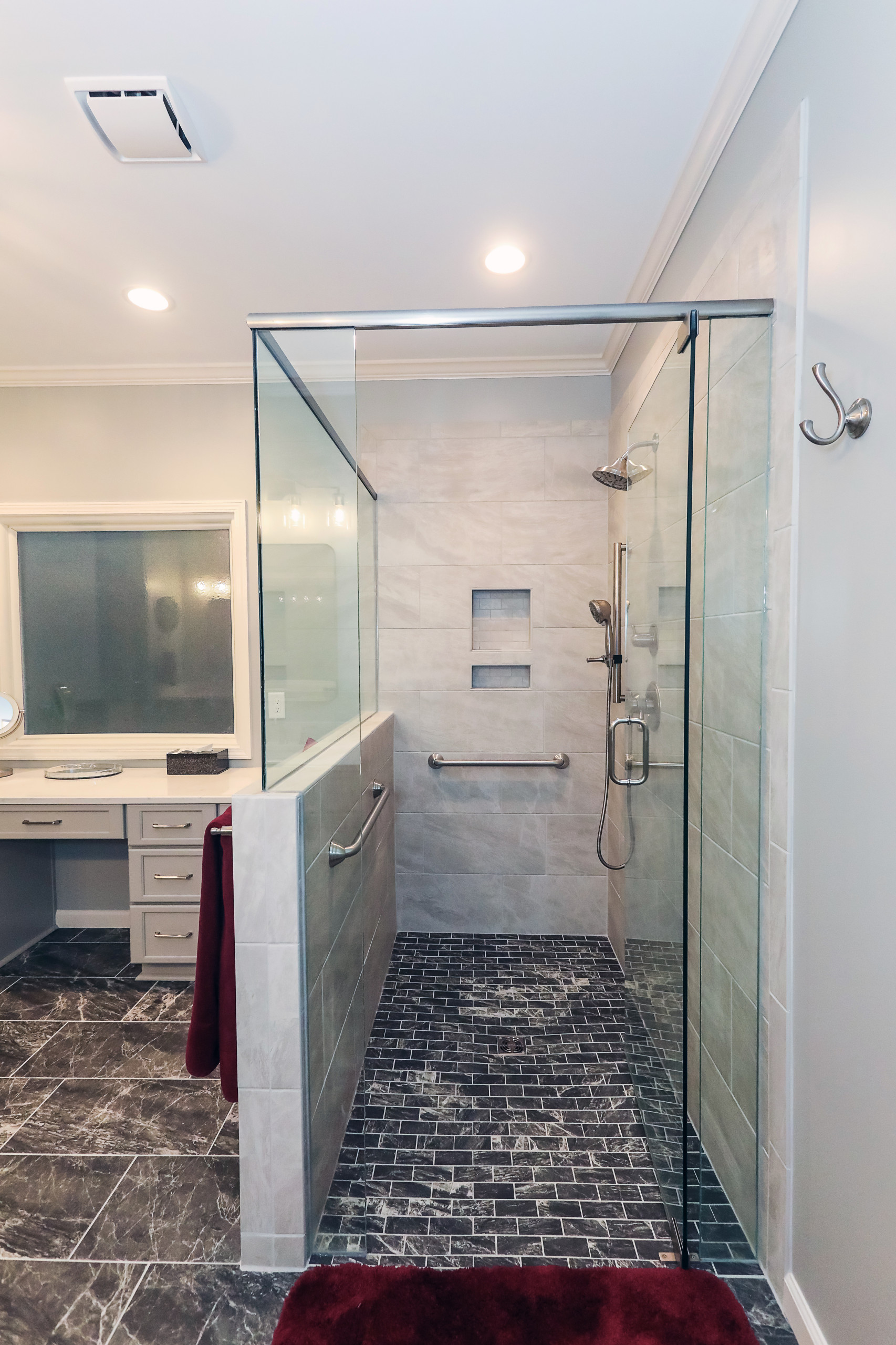 Bordeaux Blvd. Master Bath Remodel