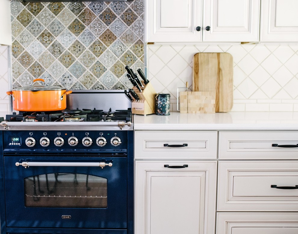 Kitchen - kitchen idea in Philadelphia