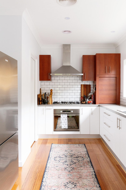 Casually Comfortable contemporary-kitchen