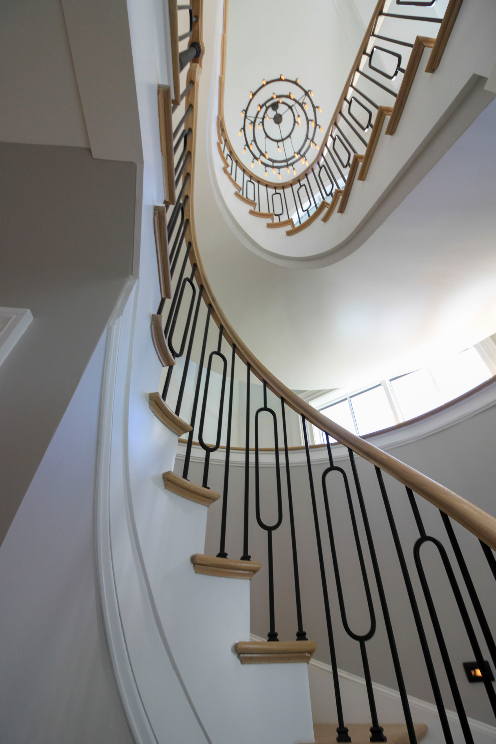 95_Remarkable and elegant floating elliptical staircase, McLean, VA 22101