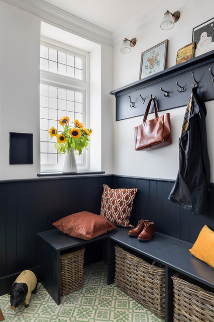 Modern Rustic House Stamford Brook entre