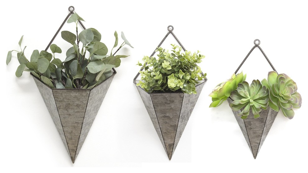 Stratton Home Decor 3 Piece Triangular Galvanized Wall Planters