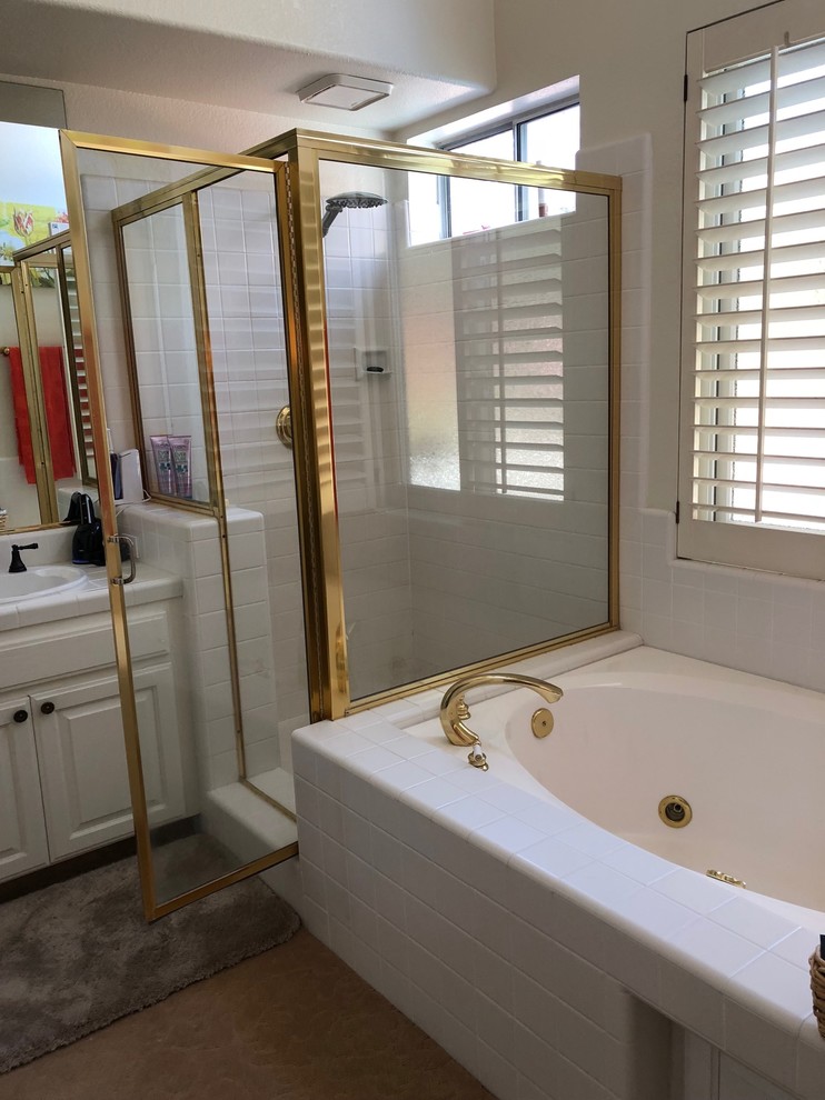 Santos - Master Bath