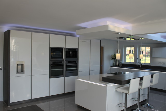 completed project contemporary-kitchen