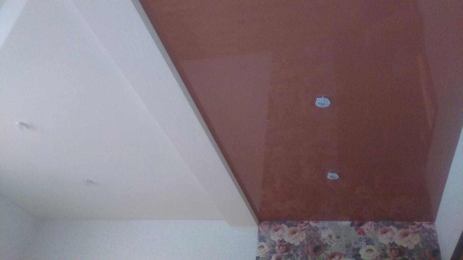 Натяжные потолки