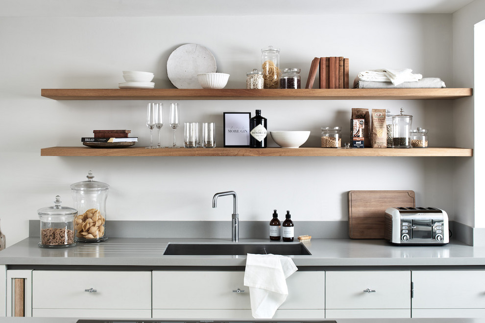 Inspiration for a contemporary kitchen in Belfast.