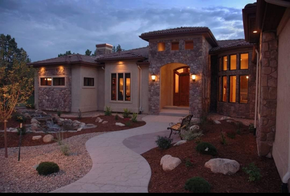 Traditional Mountain Elegant