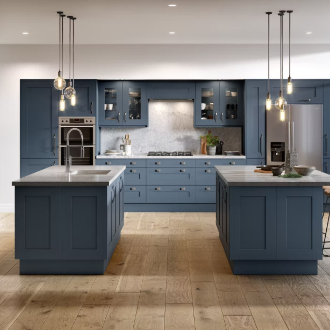 5-piece shaker kitchen in Hinckley featuring oak-effect grain and elegant finish