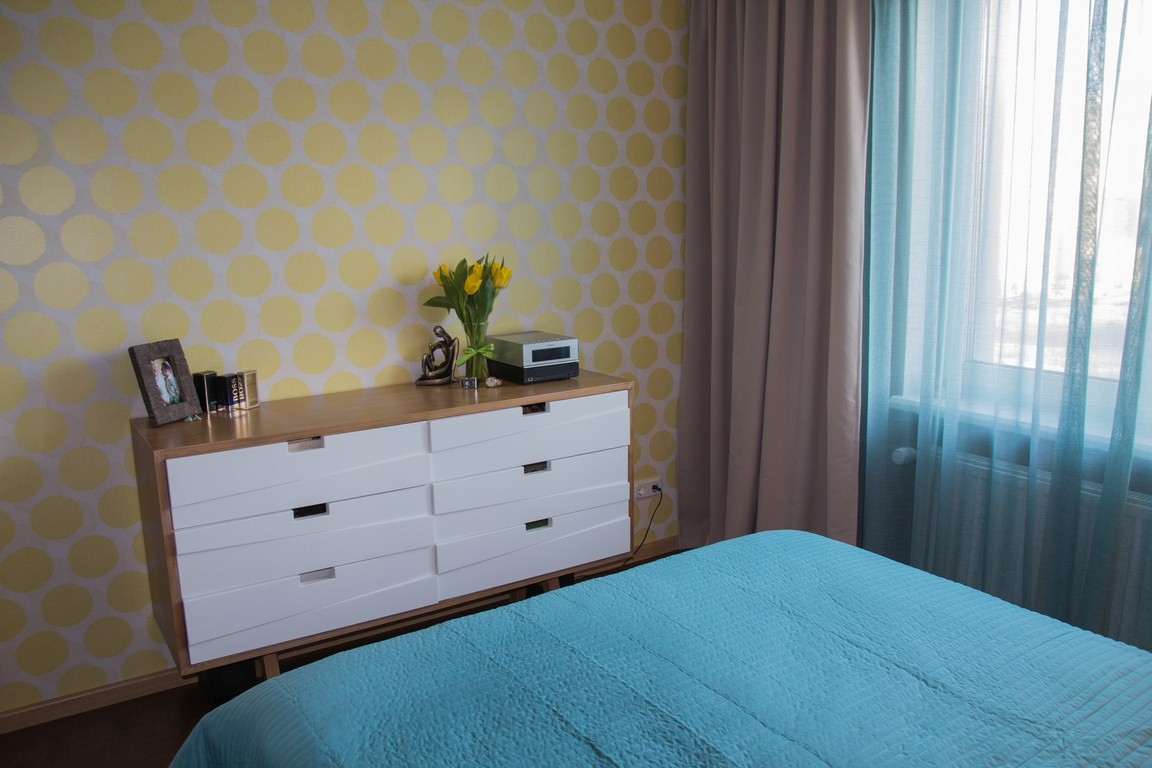 Домашний кабинет в однокомнатной питерской квартире