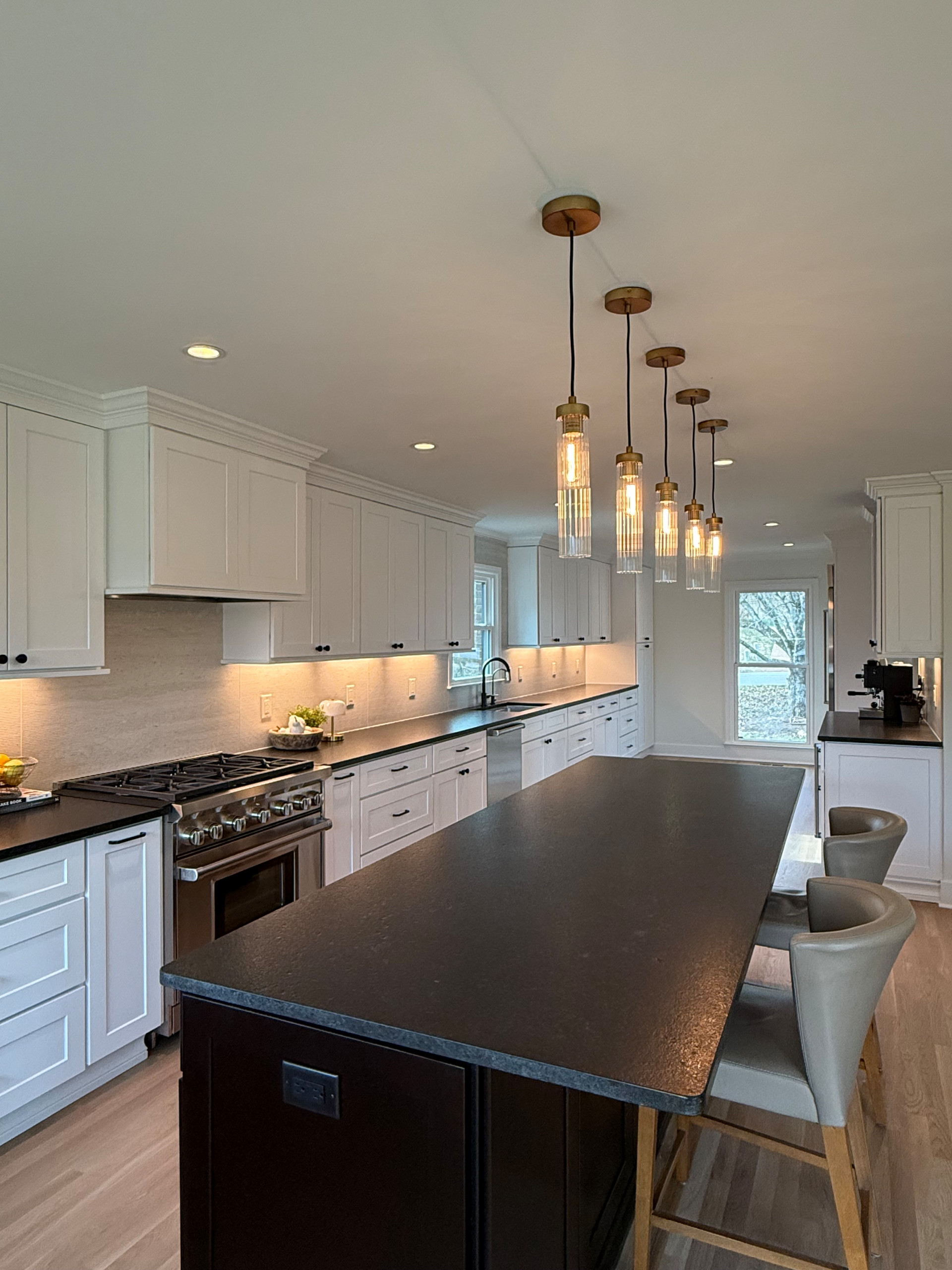 Franklin Complete Kitchen and LR Reno