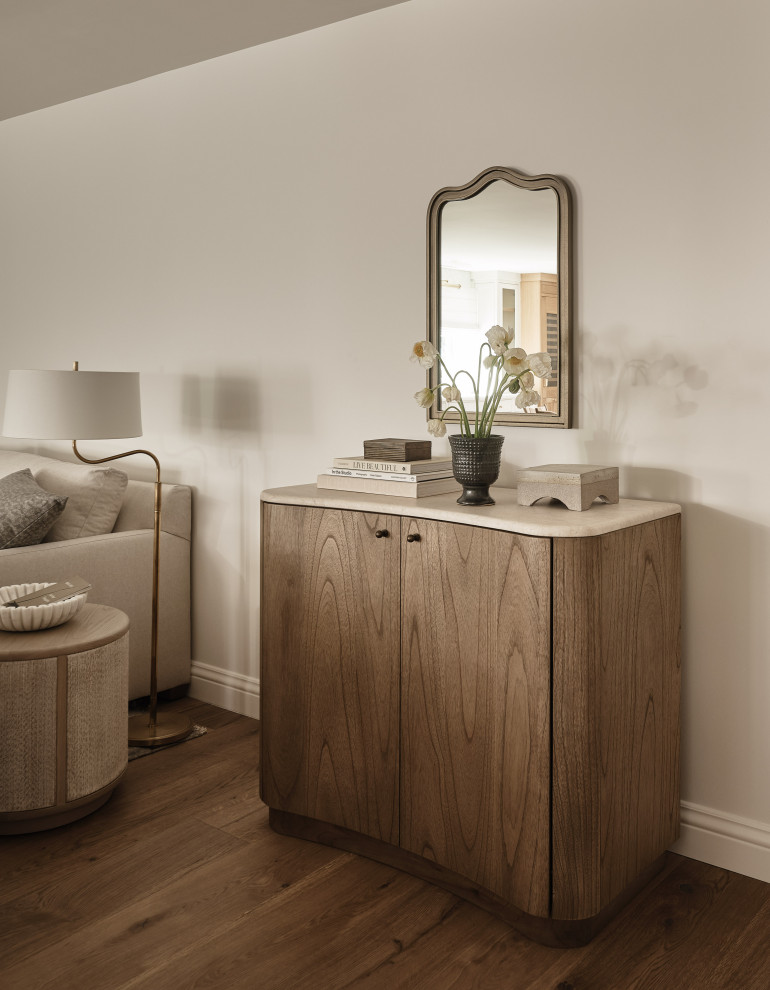 Example of a transitional home design design in San Francisco