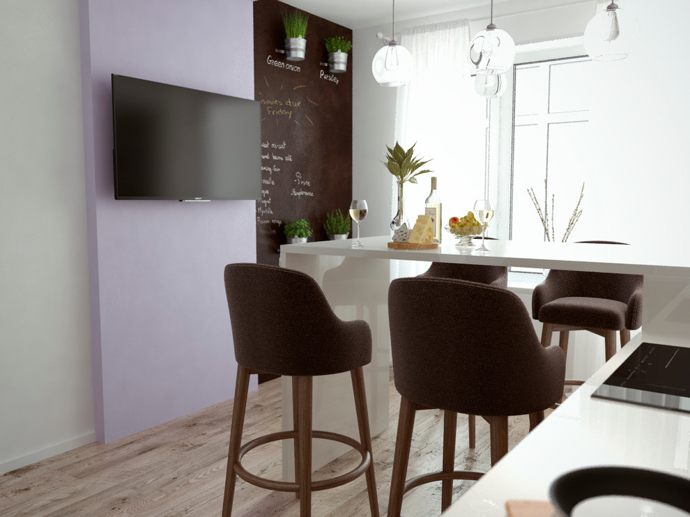 Трехкомнатная квартира в Санкт-Петербурге