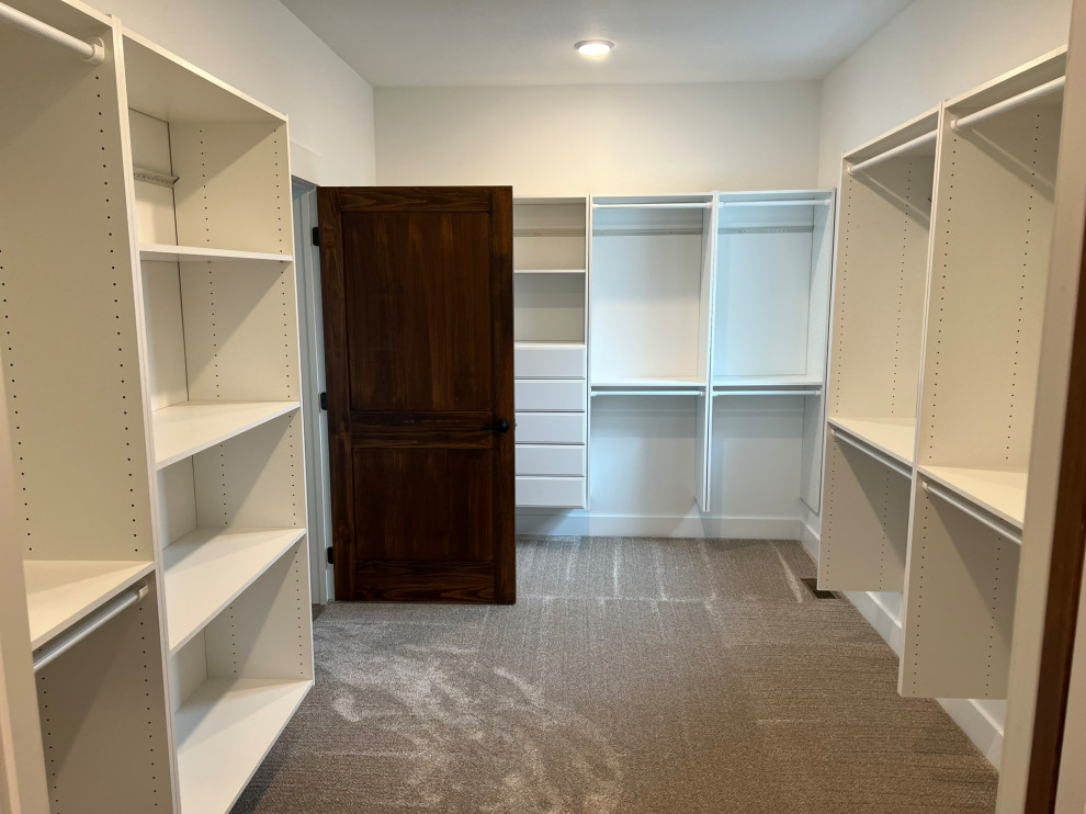 Closet 3