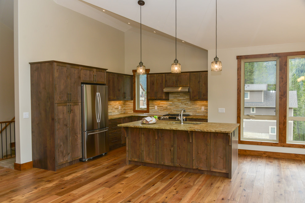 Kitchen - rustic kitchen idea