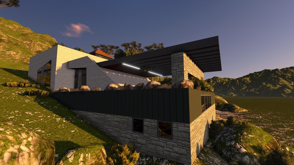 Дом на склоне