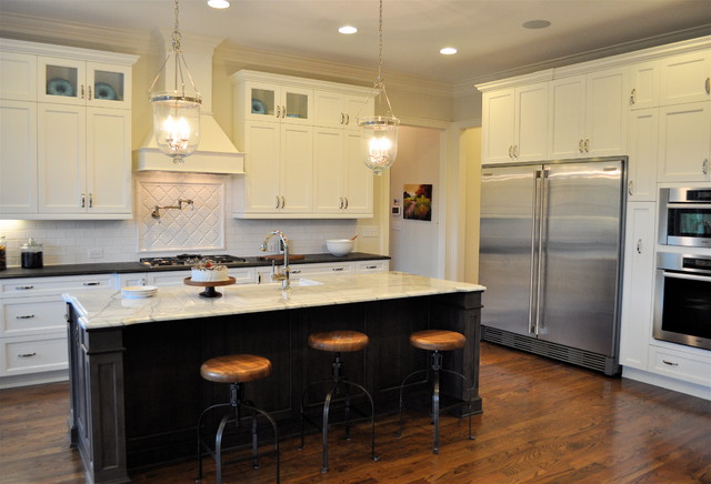 Completed Kitchen Projects clasico-cocina