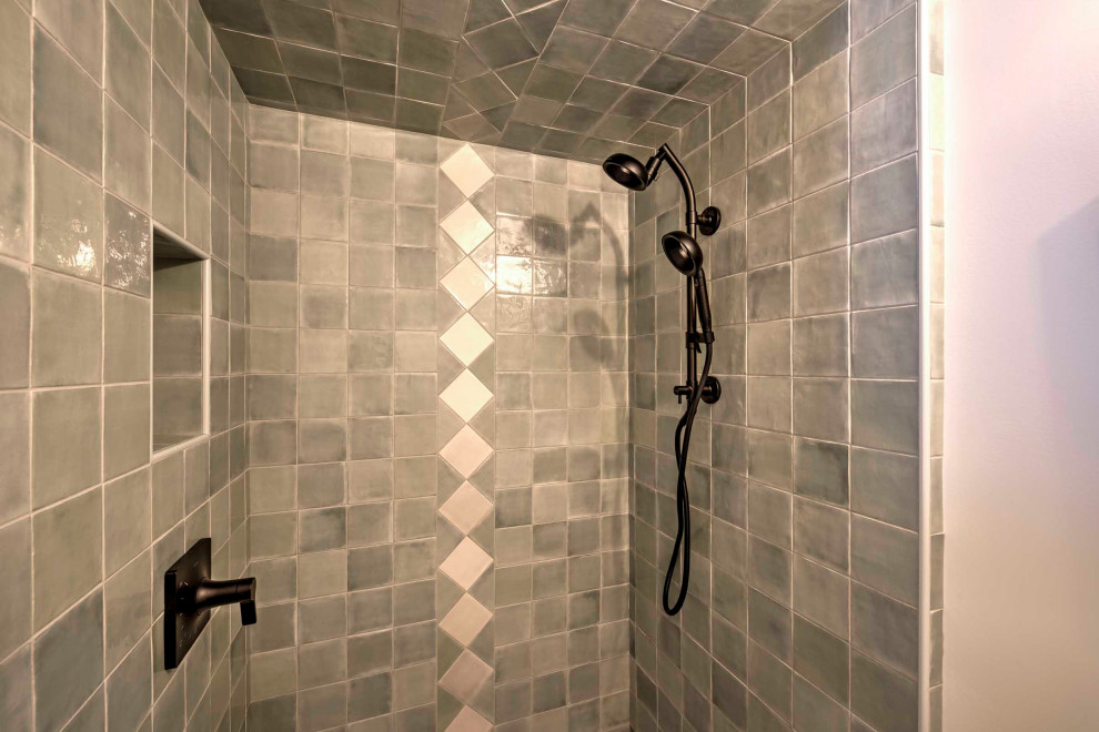 Guest Bathroom - West Dover, VT