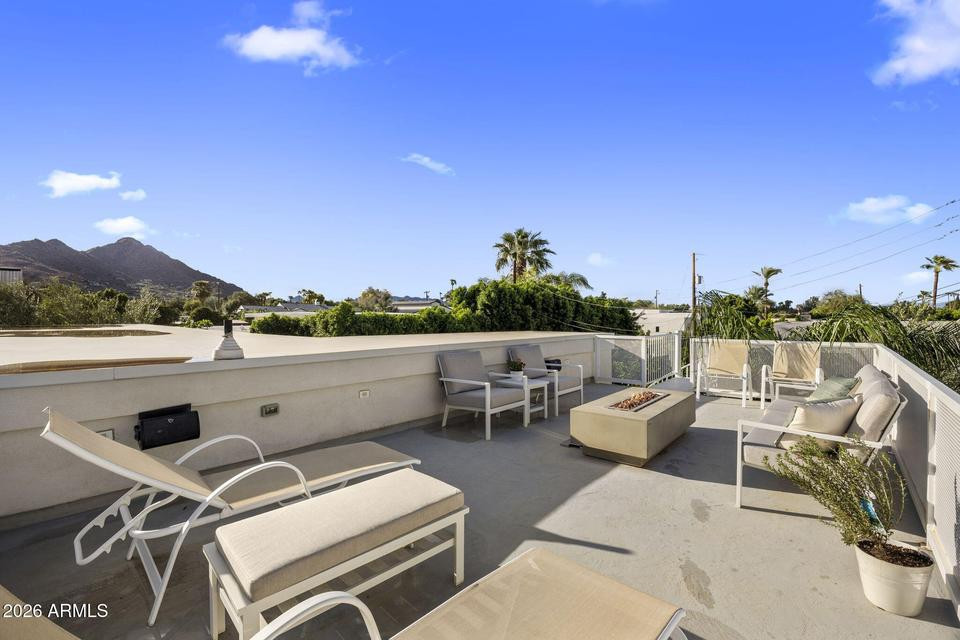 Paradise Valley, AZ 4 Bedroom, 3.5 Bath
