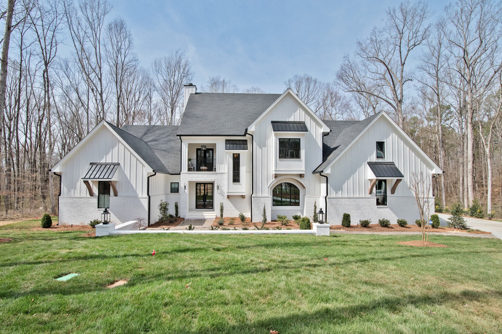 Country exterior in Charlotte.