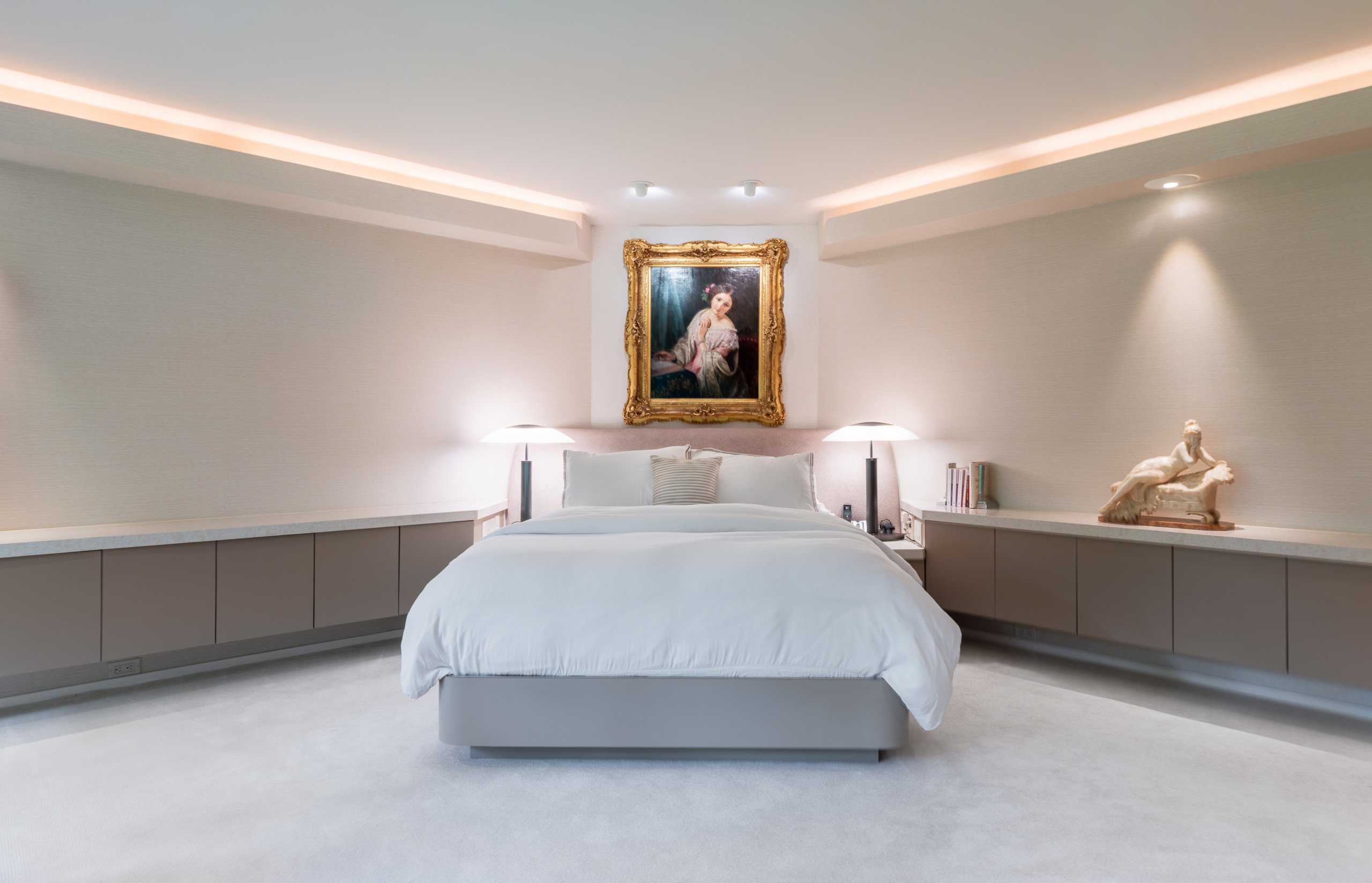 Contemporary Private Home with Extensive Art Collection
